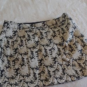 Urban Outfitters Wrap Mini shimmery gold/black Skirt Size 4